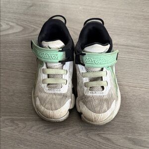 Nike Kids' Mint Green and Black Sneakers